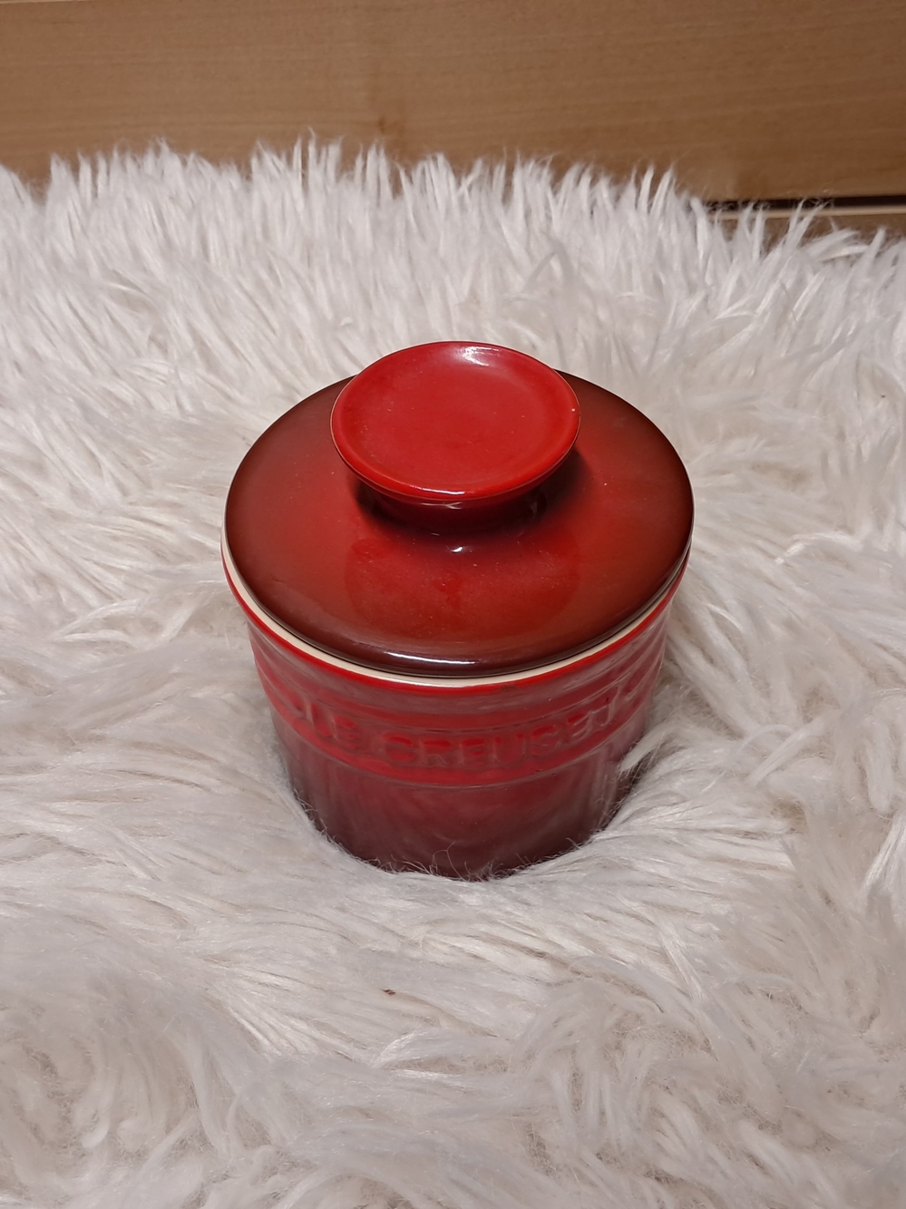 Le Creuset Red Stoneware Salt Cellar and Covered Butter Crock - Picture 3 of 6